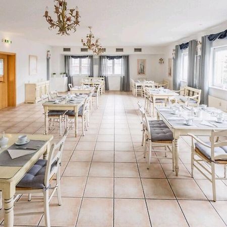 Villa Pompei Astheim Екстериор снимка