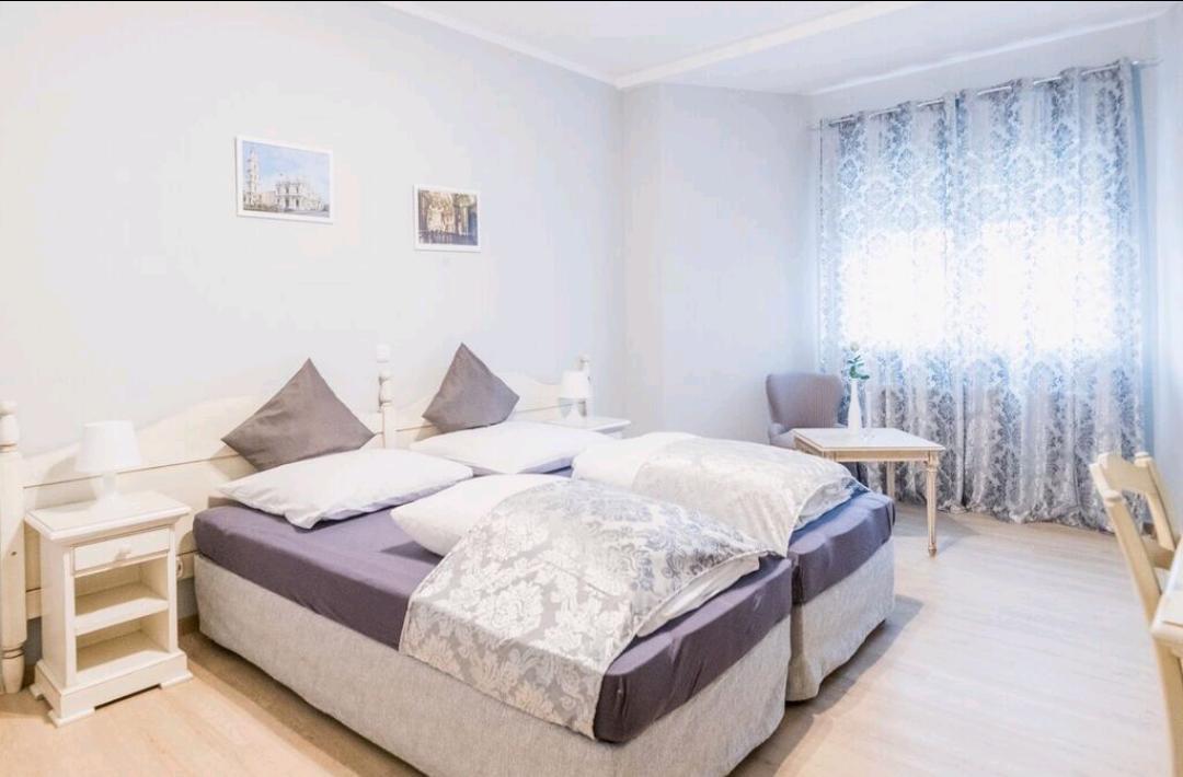 Villa Pompei Astheim Екстериор снимка