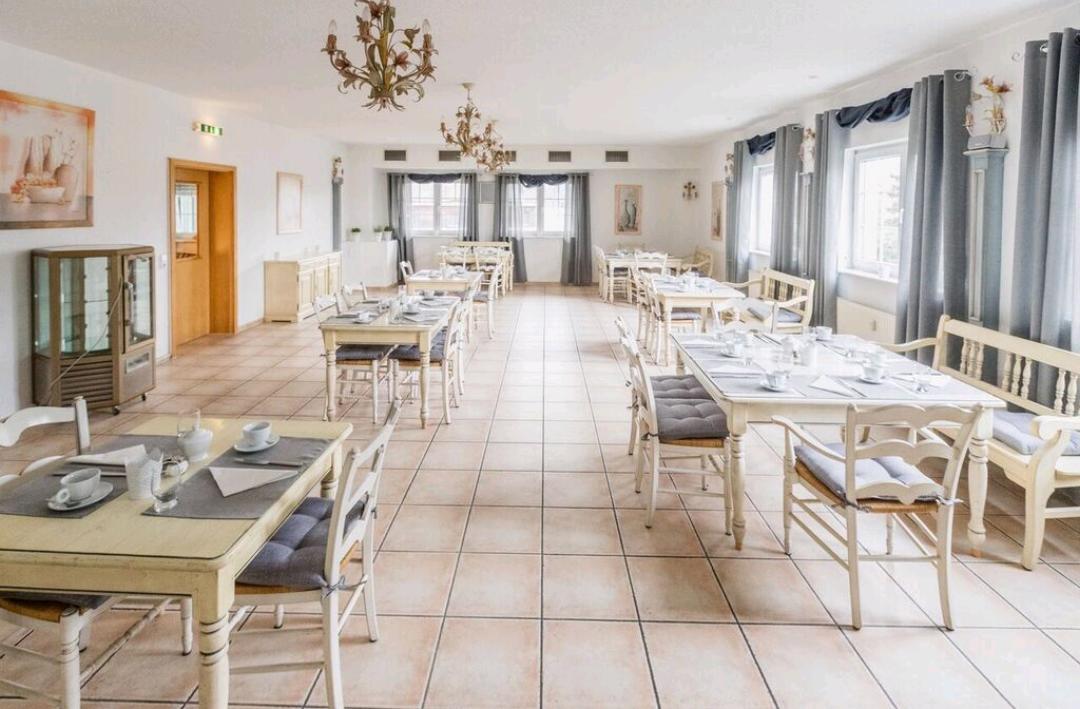 Villa Pompei Astheim Екстериор снимка